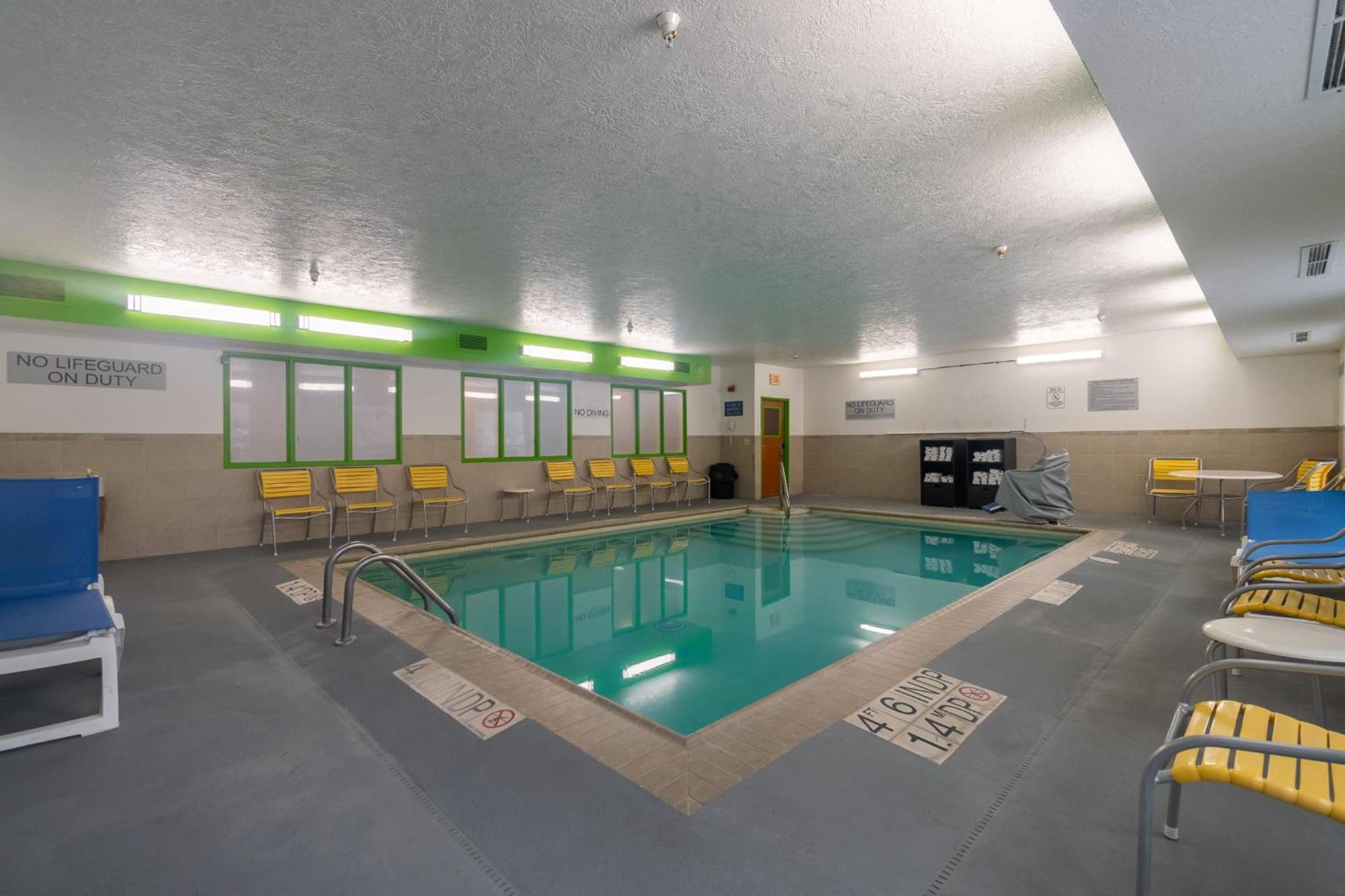 Wingate By Wyndham Great Falls Exterior photo