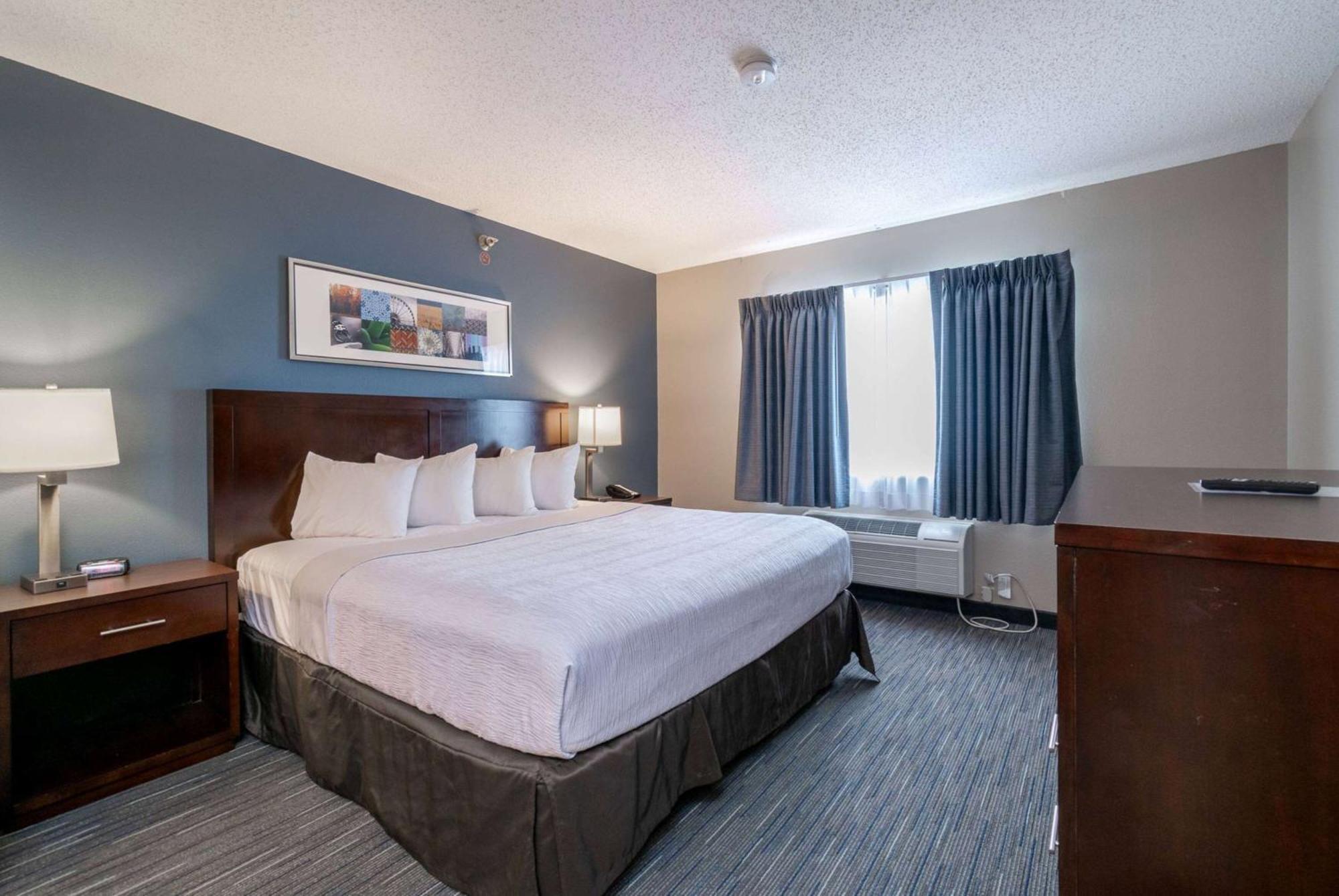 Wingate By Wyndham Great Falls Exterior photo